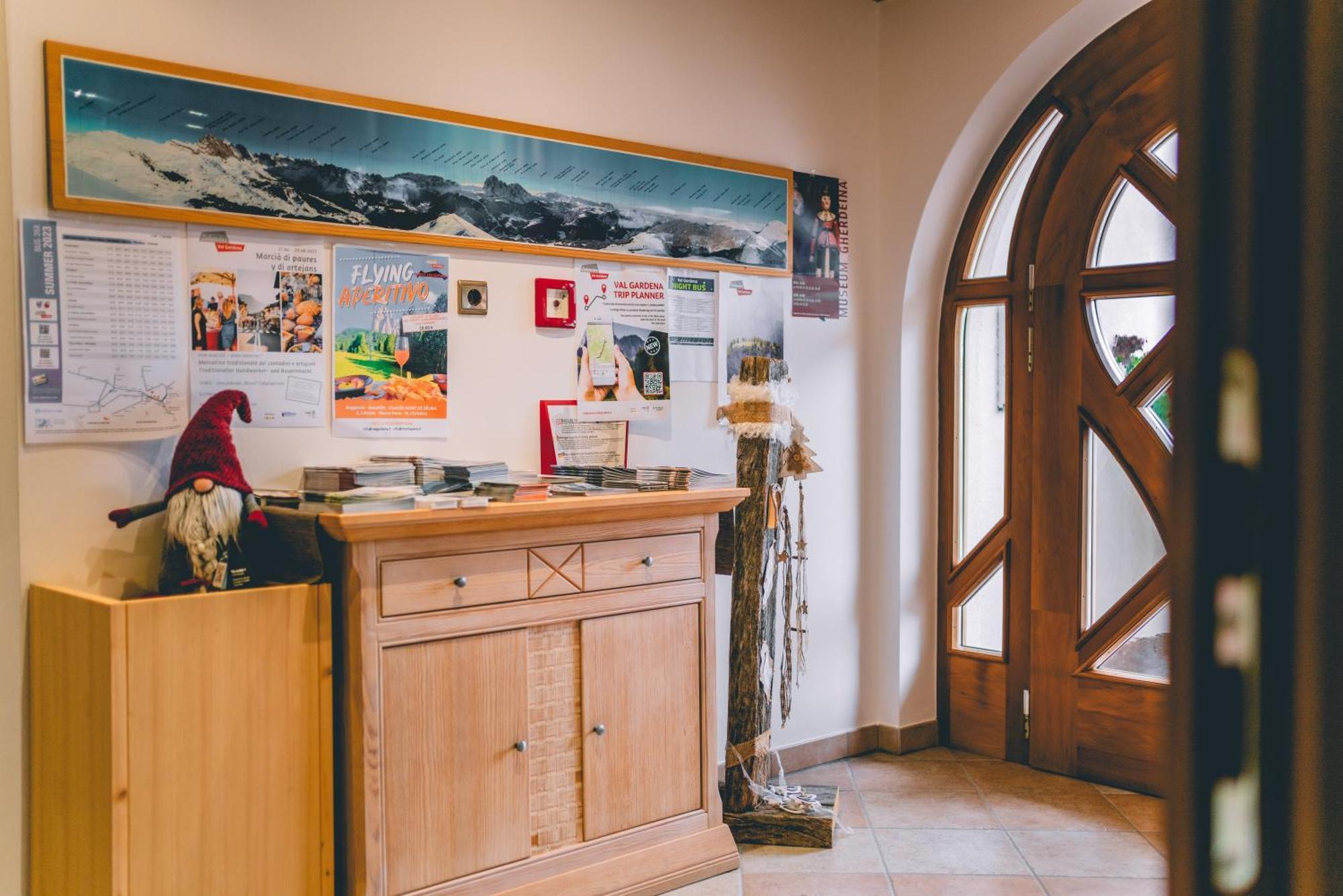 Garni Hotel Belalp Santa Cristina Val Gardena Kültér fotó